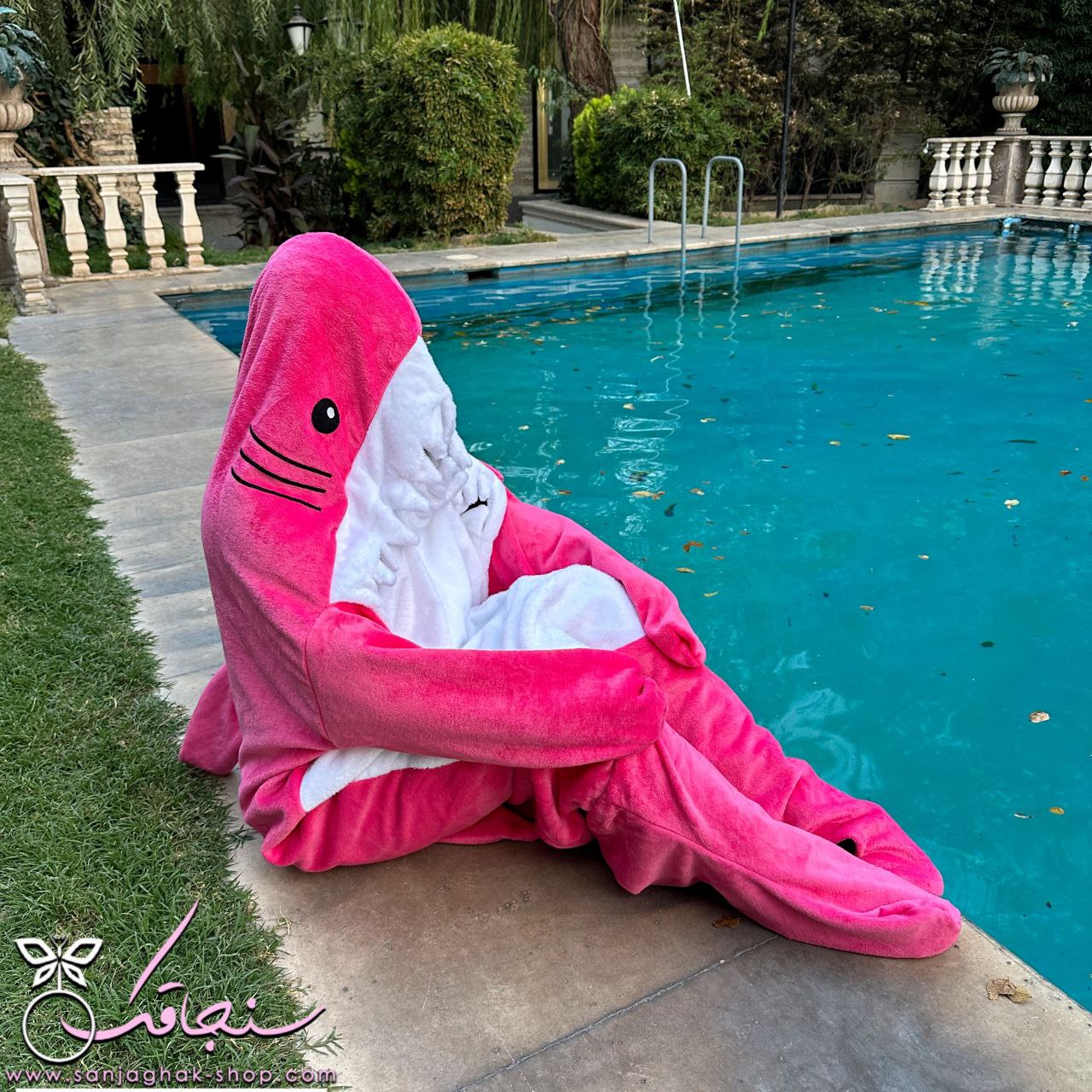 پتو كوسه ای سرخابی پتو كوسه ای سرخابی