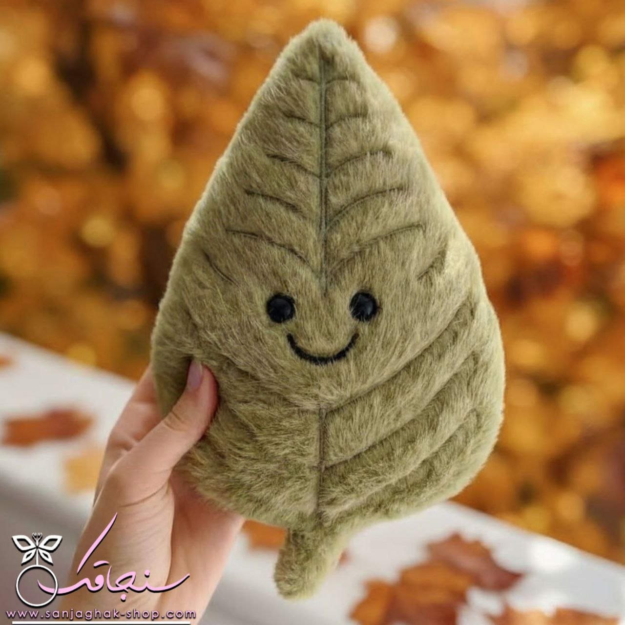 برگ پينترستی پاييز سبز