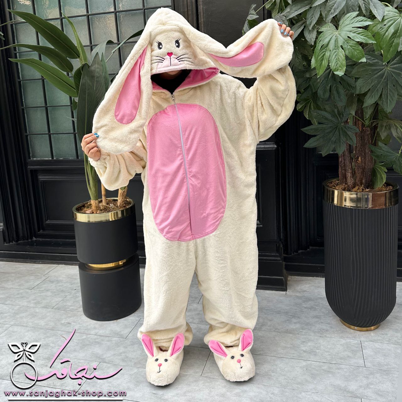 سرهمی خرگوش دراز سفيد